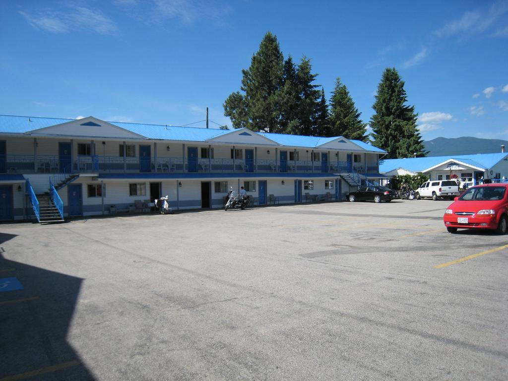 Skimmerhorn Inn Creston Eksteriør bilde